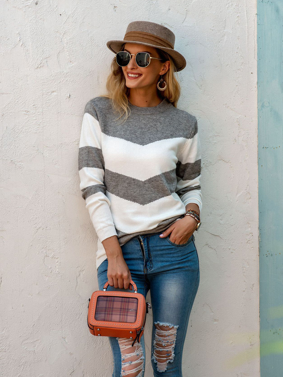 Two-Tone Round Neck Sweater