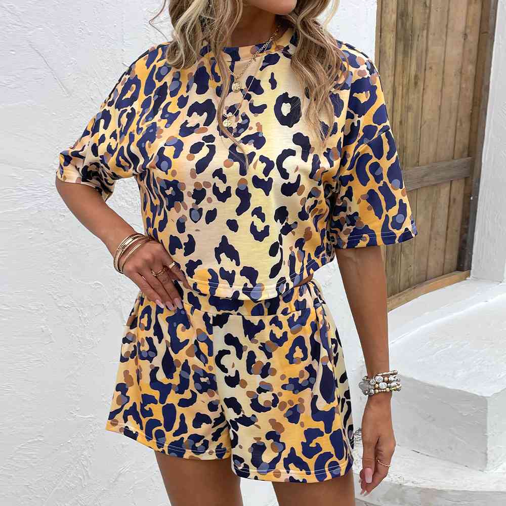 Printed Half Sleeve Top and Shorts Set