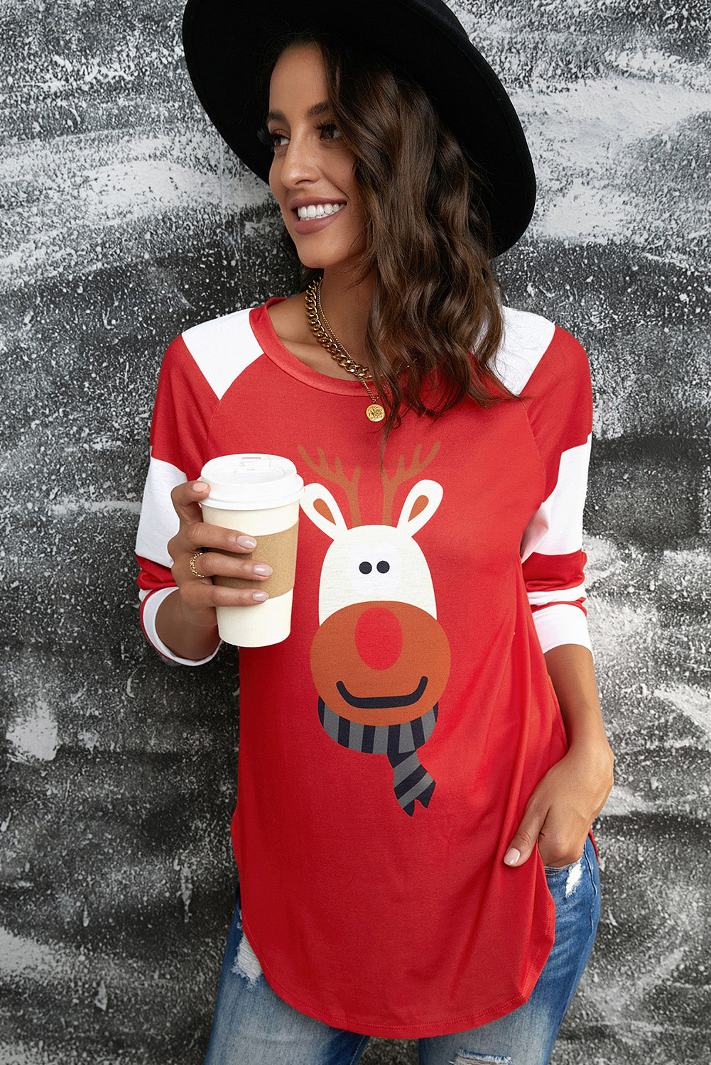 Reindeer Graphic Raglan Sleeve T-Shirt