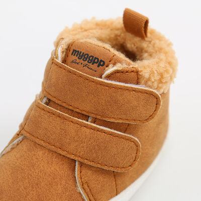 Fuzzy Velcro Kid Sneakers