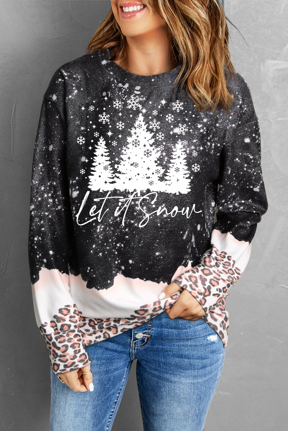 LET IT SNOW Graphic Leopard Sweatshirt