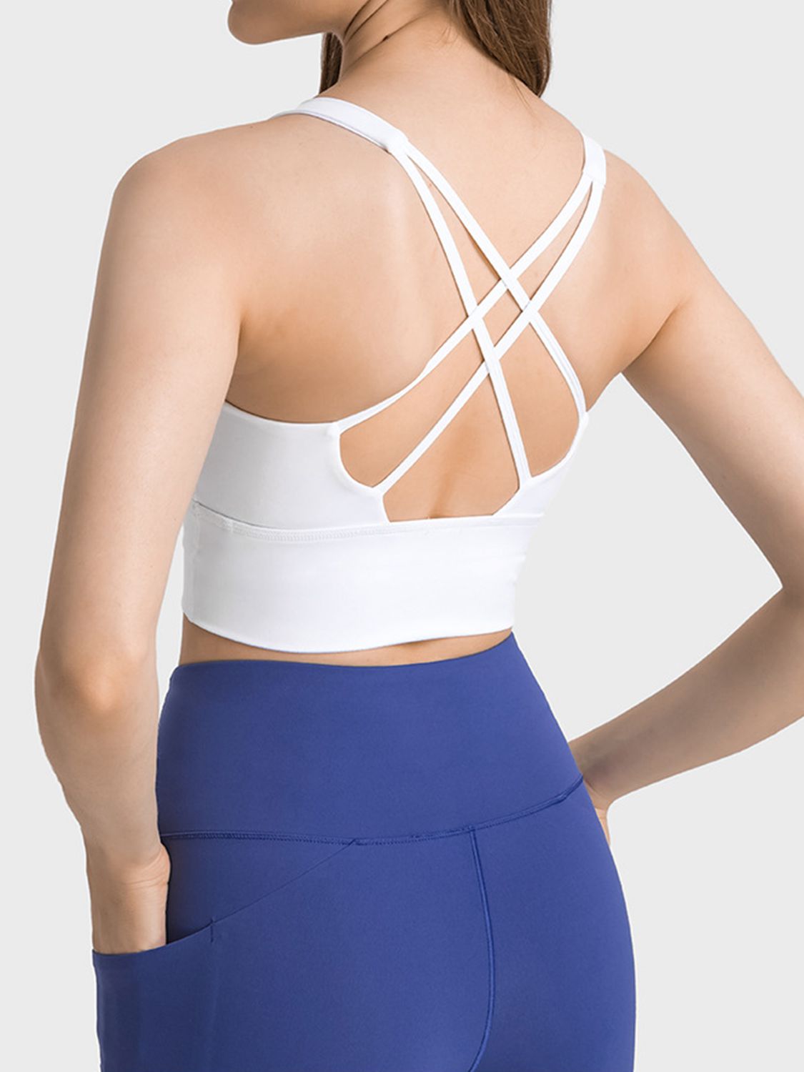 Scoop Neck Crisscross Straps Sports Bra