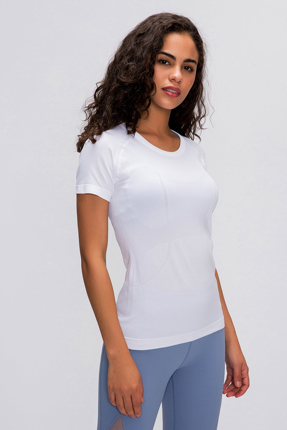 Round Neck Short Sleeve Active T-Shirt